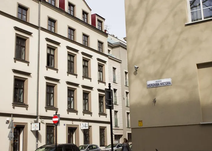 Hieronim - By The Vistula River كراكوفيا